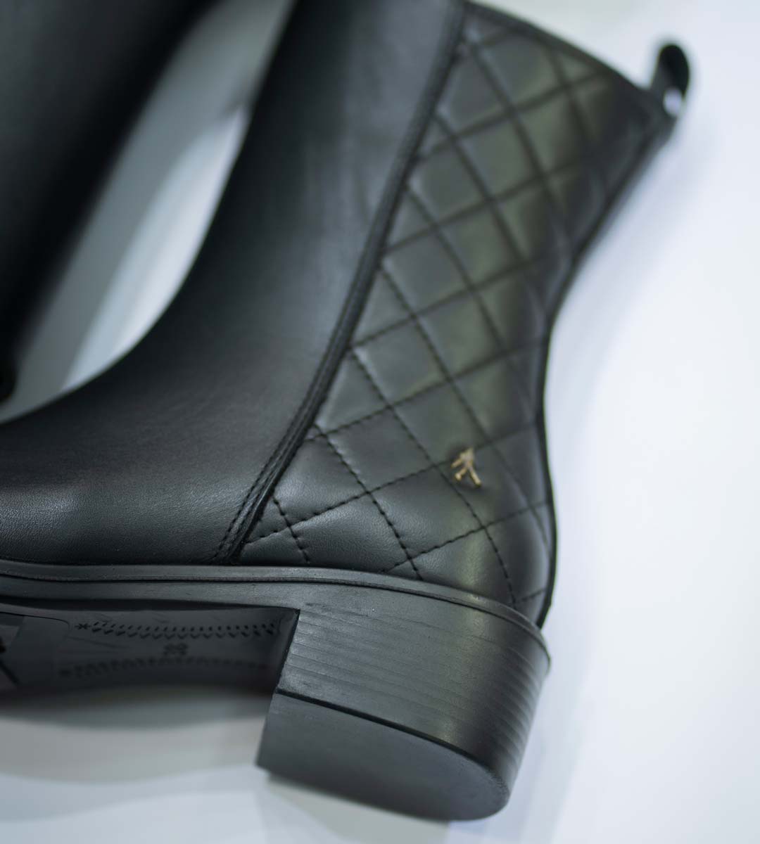 بوت زنانه کد 1005