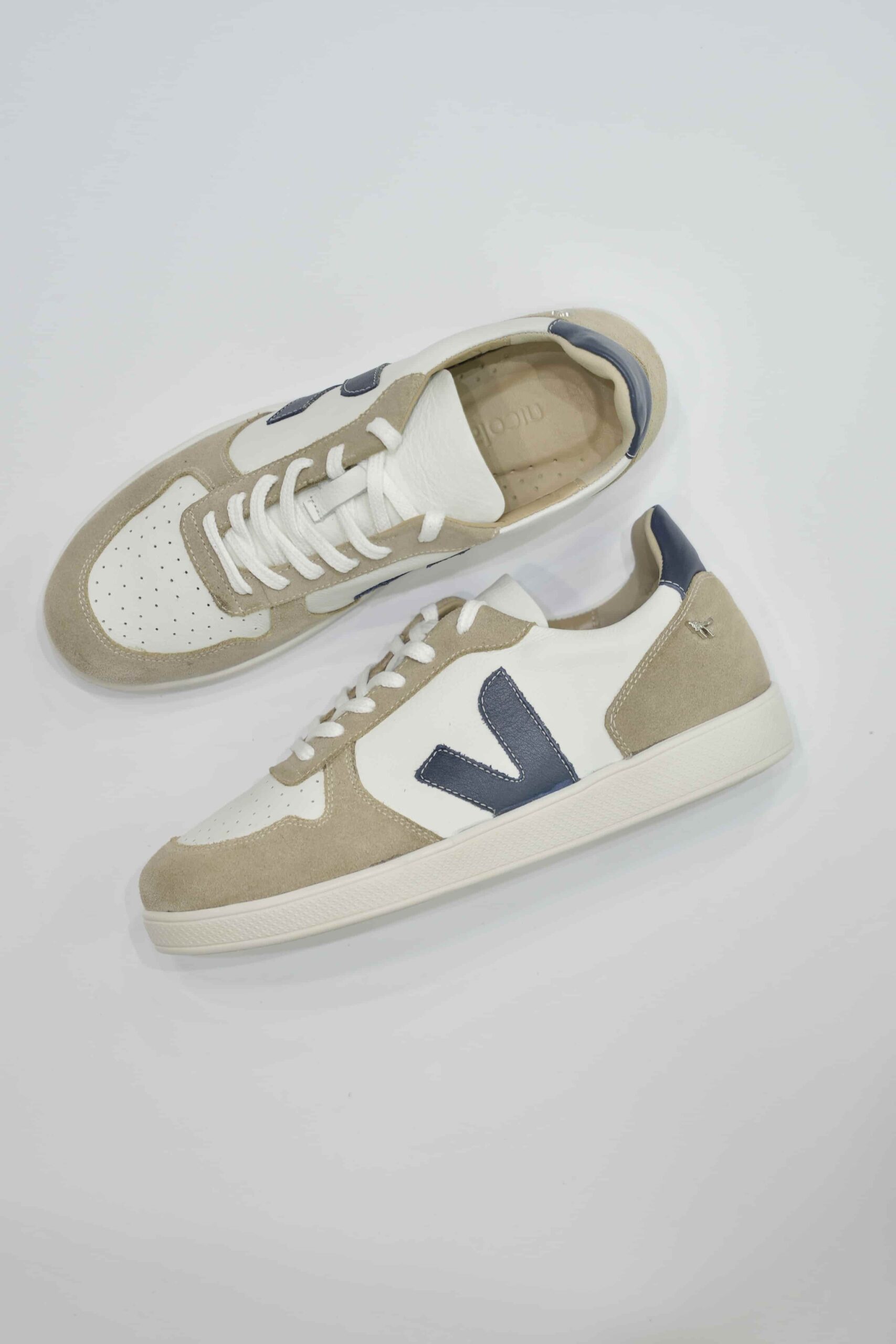 کفش اسپرت زنانه کد 1000