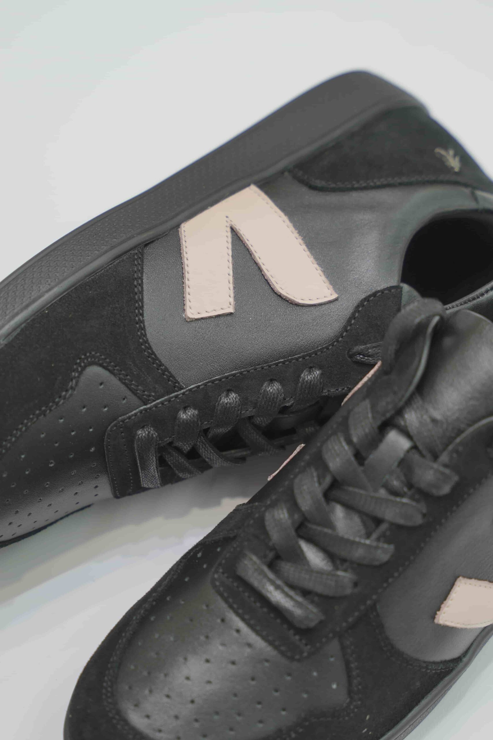 کفش اسپرت زنانه کد 1000